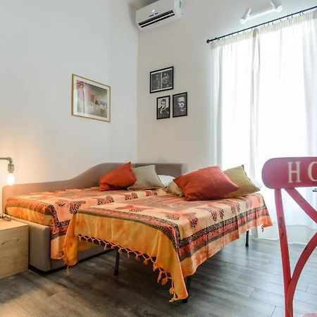 Vesuvius A Mezzocannone Apartment Naples Exterior photo